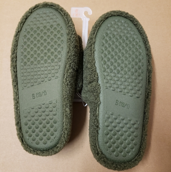 Cat & Jack Boys Ace Adjustable Slide Slippers Green - Picture 4 of 4